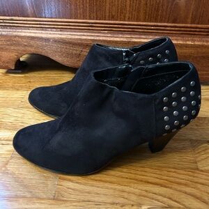 Laura Ashley Black Ankle Booties with Silver Studs Heeled Lafindon 9